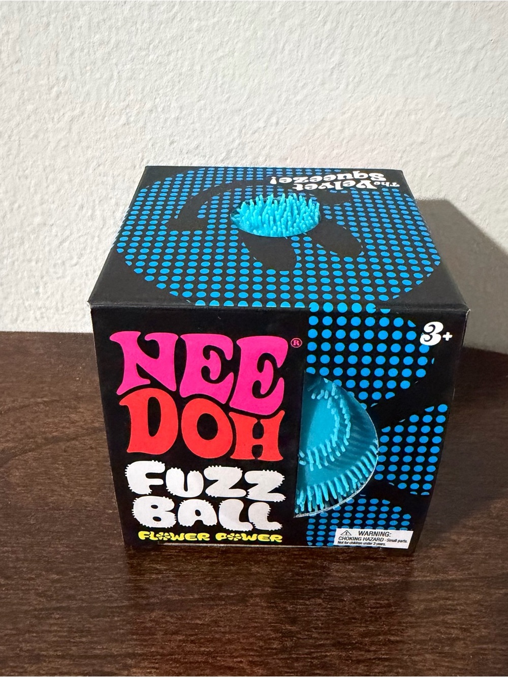 NeeDoh Fuzz Ball - Bright Blue